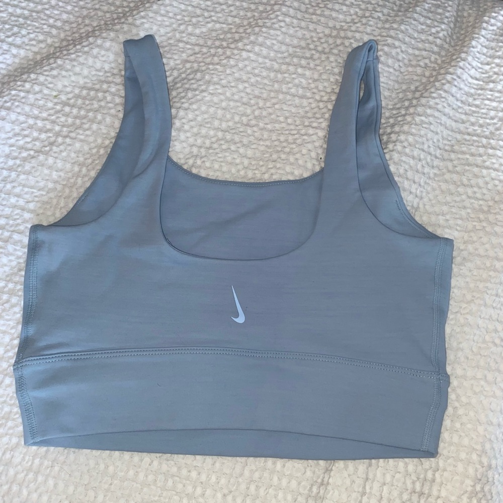 nike yoga luxe cropped tank
